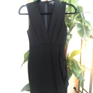 Lulu's Dresses - Lulu’s V-Neck Dress Lulu's Dresses - Lulu’s V-Neck Dress